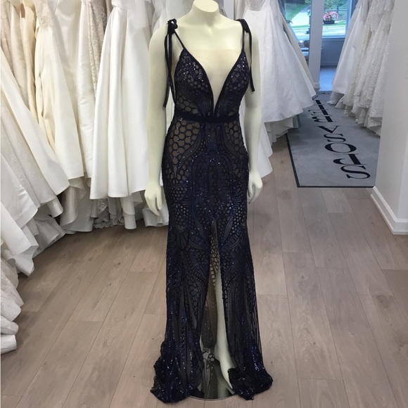 SAMPLE SALE! Tal Medina Stunning Couture Evening Gown - Picture 1 of 4